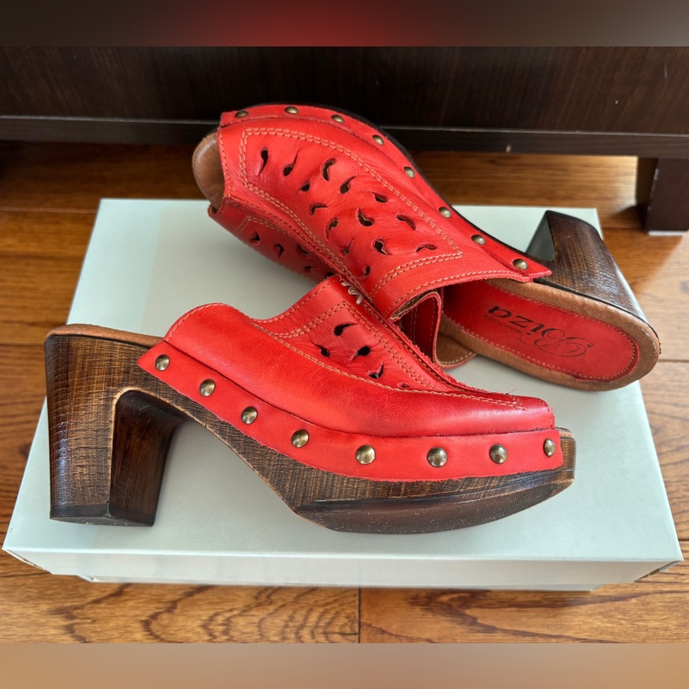 Biza Leather Chunky Heels